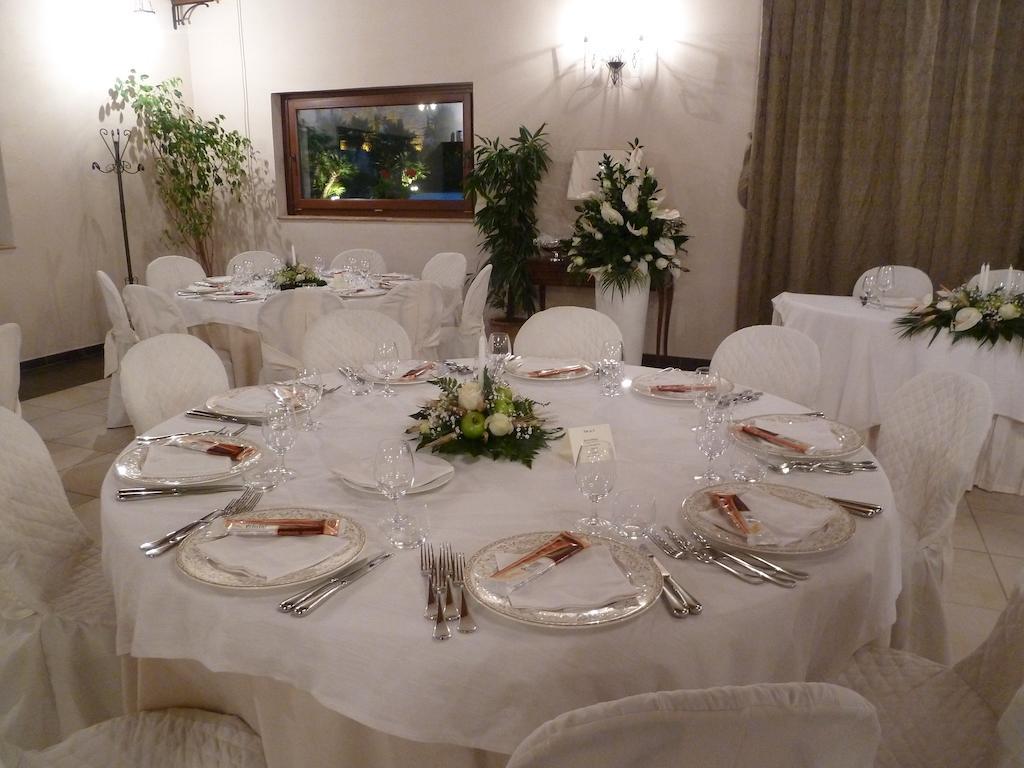 Silva Suri Pension Marina di Ragusa Buitenkant foto