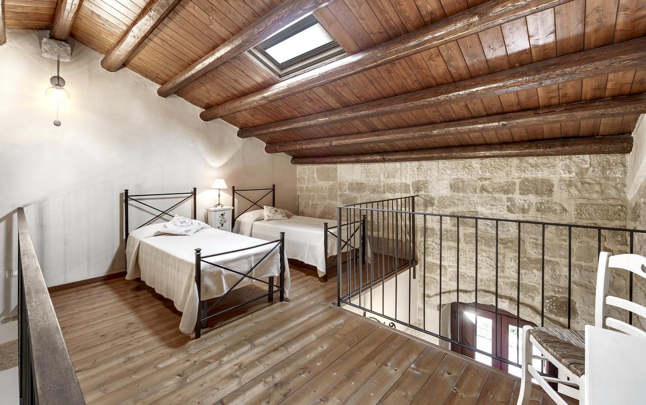 Silva Suri Pension Marina di Ragusa Buitenkant foto